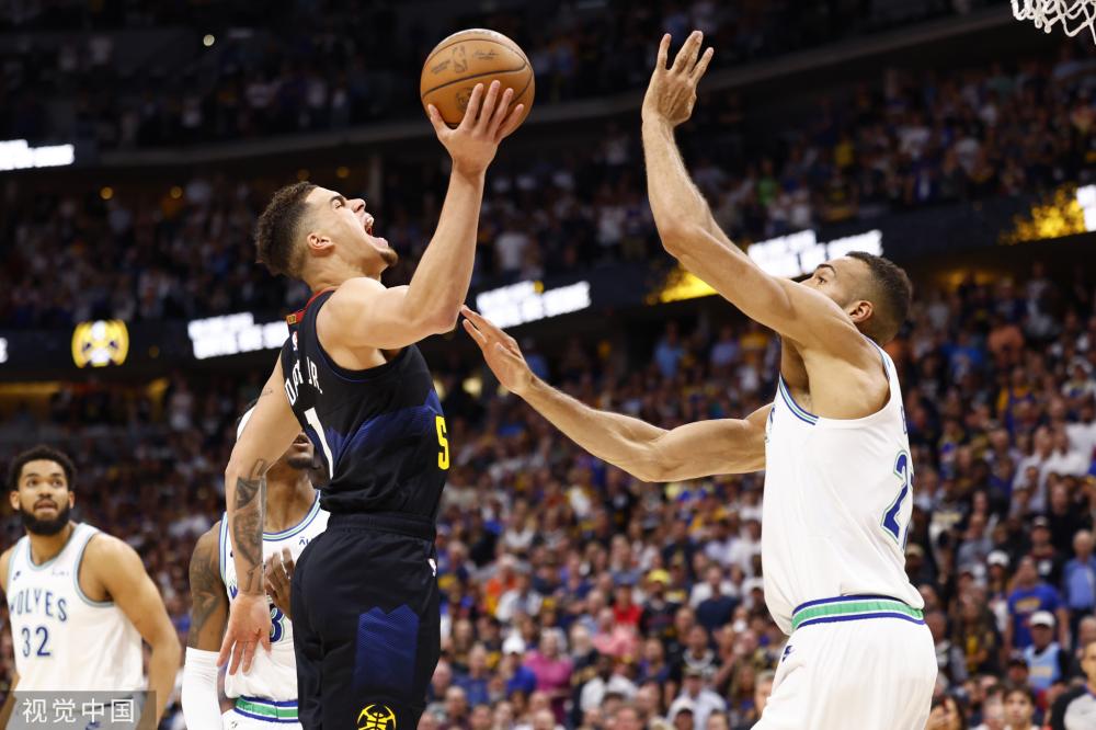 队帮助巨大 队帮助巨大