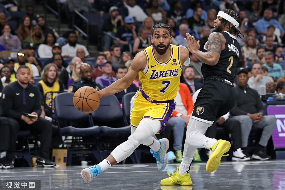 不开队友的 不开队友的