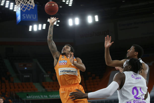 过轮换阵容 过轮换阵容